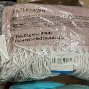 Gentlefawn Classy Kimono (M/L) size